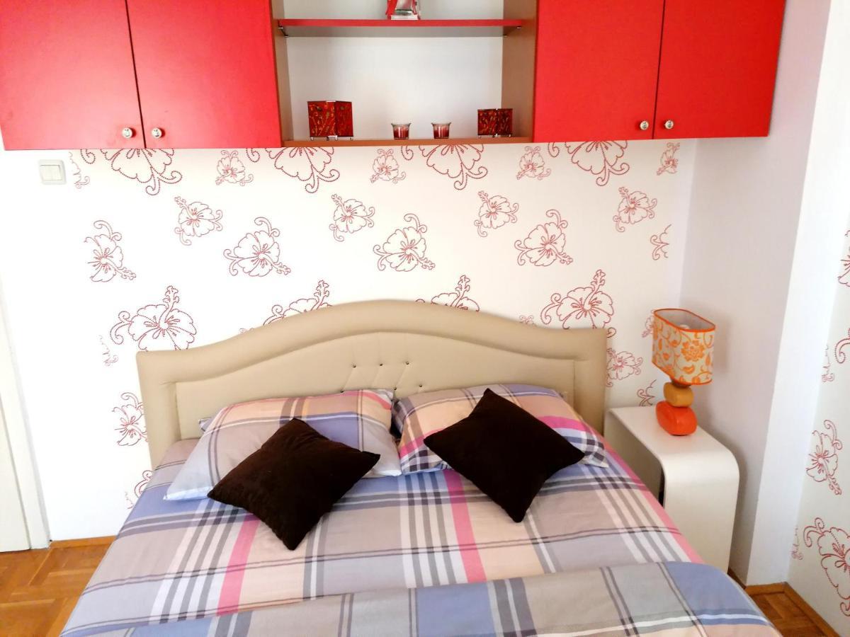 Apartman Nena Nova Varos Bagian luar foto