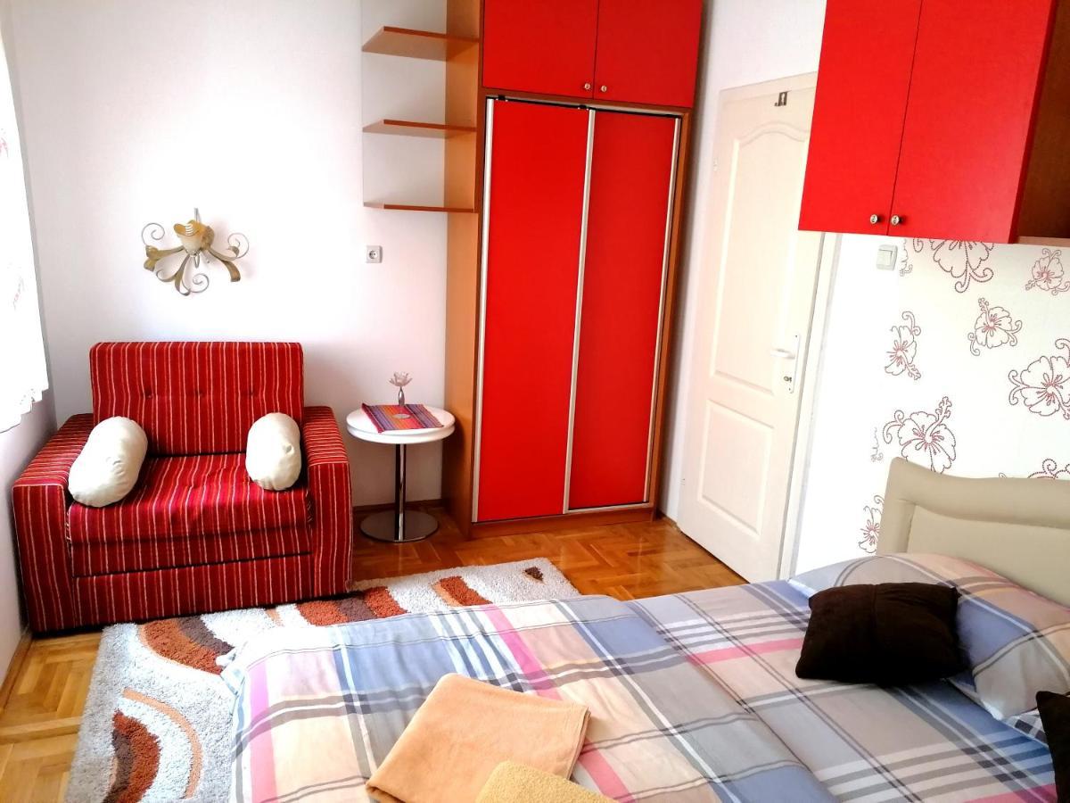 Apartman Nena Nova Varos Bagian luar foto