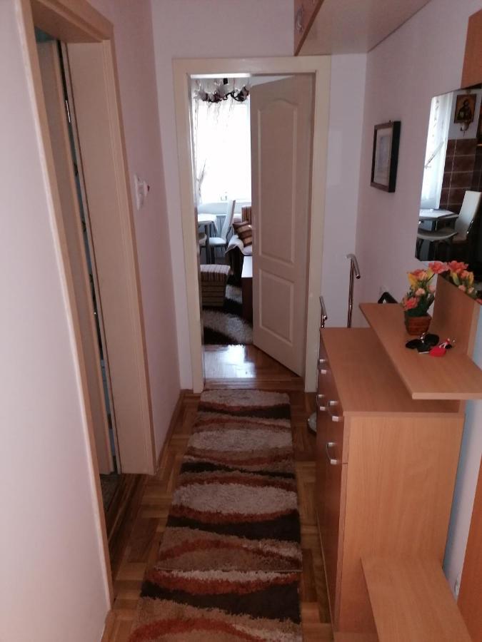 Apartman Nena Nova Varos Bagian luar foto